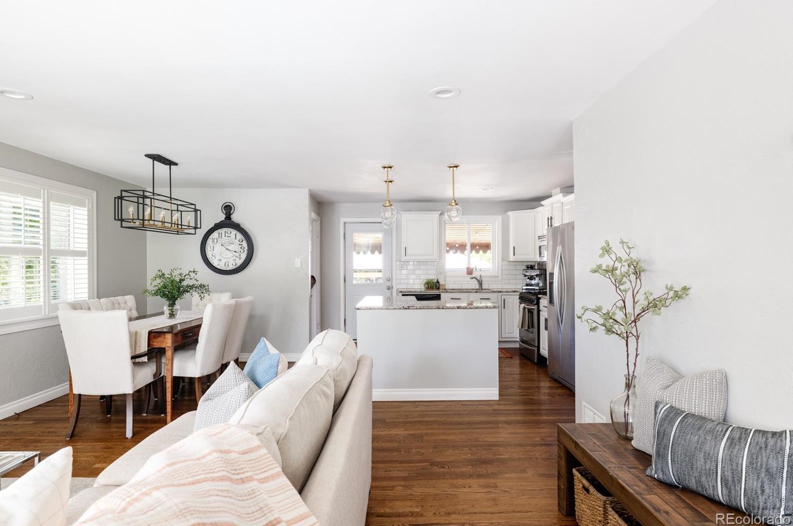 1390 Dahlia St, Denver CO  80222-3414 exterior