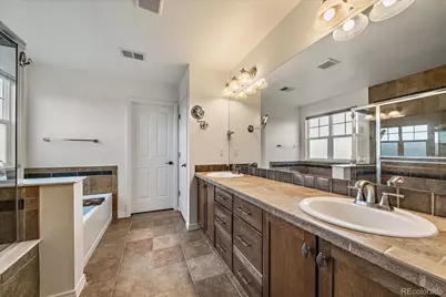 25480 E Hinsdale Place, Aurora, CO 80016 - Photo 22