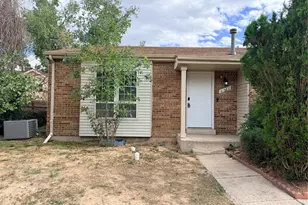 4680 Crown Blvd, Denver, CO 80239 - Photo 4