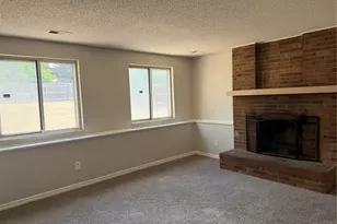 4680 Crown Blvd, Denver, CO 80239 - Photo 14