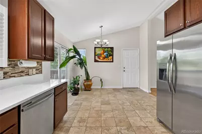 952 S Quintero Court, Aurora, CO 80017 - Photo 8