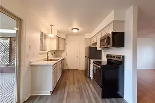 2114 S Eagle Ct, Aurora, CO 80014 - Photo 2