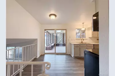 2114 S Eagle Court, Aurora, CO 80014 - Photo 8