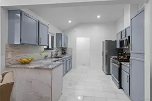 1061 S Yampa St, Aurora, CO 80017 - Photo 12