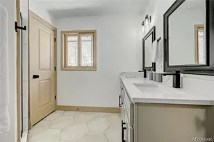 11710 Spruce Canyon Cir, Golden, CO 80403 - Photo 16