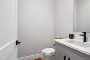 8260 E 36th Ave, Denver, CO 80238 - Photo 14