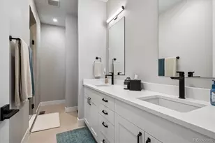 8260 E 36th Ave, Denver, CO 80238 - Photo 16