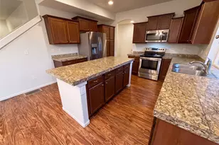 5573 Killarney Ct, Denver, CO 80249 - Photo 8