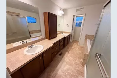5573 Killarney Court, Denver, CO 80249 - Photo 24