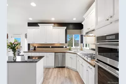 1418 Falcon Place, Erie, CO 80516 - Photo 8