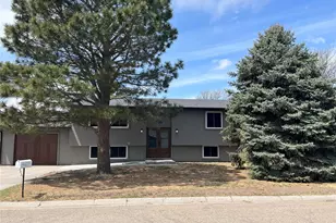 205 Eldridge St, Burlington, CO 80807 - Photo 2