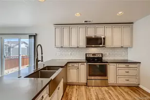 2402 S Quartz St, Castle Rock, CO 80109 - Photo 8