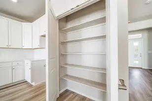 5164 N Quatar St, Aurora, CO 80019 - Photo 6