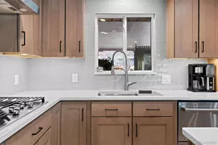 642 S Racine St, Aurora, CO 80012 - Photo 8