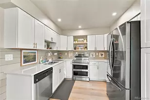 7098 S Knolls Way, Centennial, CO 80122 - Photo 12