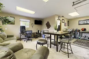 392 Lima St, Aurora, CO 80010 - Photo 38
