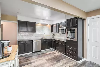 392 Lima Street, Aurora, CO 80010 - Photo 2