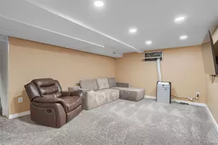392 Lima St, Aurora, CO 80010 - Photo 24