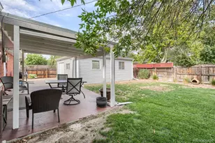 392 Lima St, Aurora, CO 80010 - Photo 32
