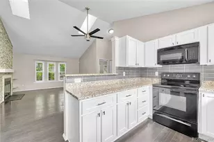 1148 S Ventura Cir, Aurora, CO 80017 - Photo 12