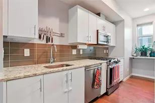 1883 Vine St, Denver, CO 80206 - Photo 1