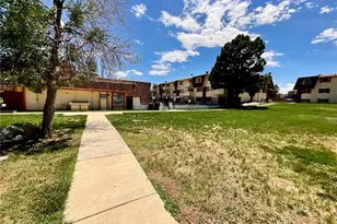 10211 Ura Ln, Denver, CO 80260 - Photo 12