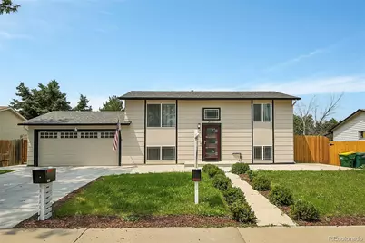3021 S Helena Street, Aurora, CO 80013 - Photo 2