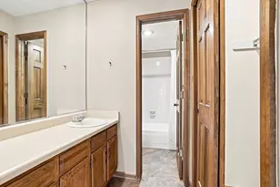 7712 S Cove Cir, Centennial, CO 80122 - Photo 18