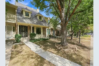 7712 S Cove Circle, Centennial, CO 80122 - Photo 2