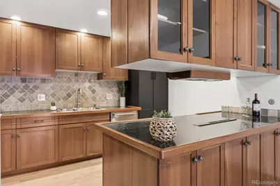 1423 S Salem Way, Aurora, CO 80012 - Photo 8