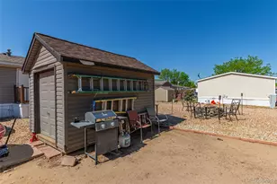 10611 Barron Cir, Longmont, CO 80504 - Photo 26