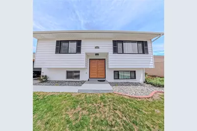 1624 Longbranch Street, Strasburg, CO 80136 - Photo 2