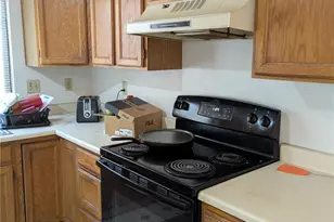 1163 S Flower Cir, Lakewood, CO 80232 - Photo 6