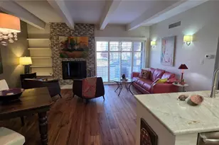 1365 Columbine St, Denver, CO 80206 - Photo 4