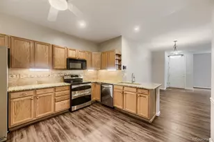 9856 W Freiburg Dr, Littleton, CO 80127 - Photo 10