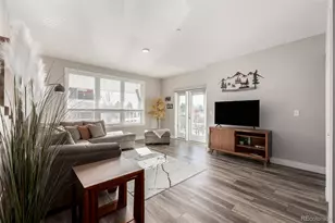 210 S Cherrywood Dr, Lafayette, CO 80026 - Photo 2