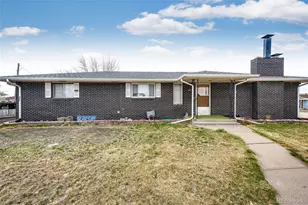 691 3rd Ave, Deer Trail, CO 80105 - Photo 2