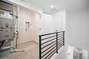 2060 S Holly St, Denver, CO 80222 - Photo 18