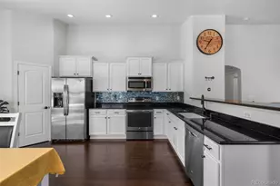 10288 Olathe Way, Commerce City, CO 80022 - Photo 12