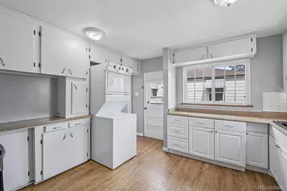 977 Yates Street, Denver, CO 80204 - Photo 10