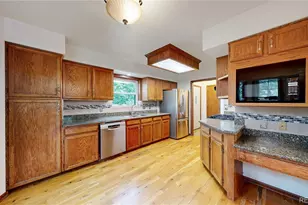 490 Cottonwood Ct, Broomfield, CO 80020 - Photo 8