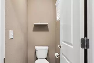 9645 Bellaire Ln, Thornton, CO 80229 - Photo 12