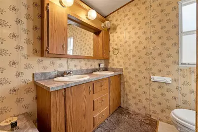 620 W 2nd Street, Walsenburg, CO 81089 - Photo 18