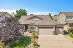 1927 Rannoch Dr, Longmont, CO 80504 - Photo 2