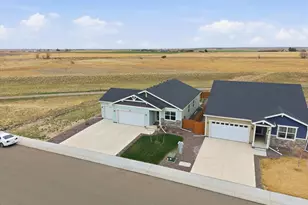 1214 Coyote Ln, Wiggins, CO 80654 - Photo 2