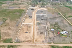 2 Annie Ln, Keenesburg, CO 80643 - Photo 2