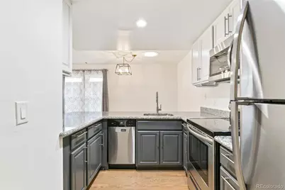 5902 S Willow Way, Englewood, CO 80111 - Photo 6