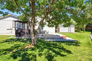 18870 E 16th Pl, Aurora, CO 80011 - Photo 36