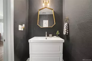 15810 Arkansas Dr, Aurora, CO 80017 - Photo 20