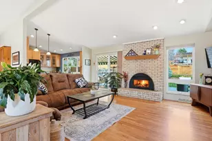 2372 S Holland St, Lakewood, CO 80227 - Photo 6